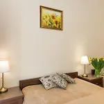 Vanilla - 3 Spacious 5min To Main Square Aparthotel 4*