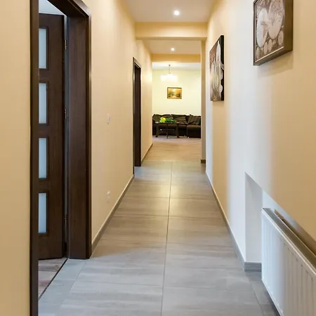 Vanilla - 3 Spacious 5min To Main Square Hotel apartamentowy Kraków