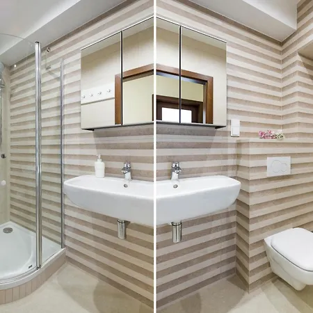 Vanilla - 3 Spacious 5min To Main Square