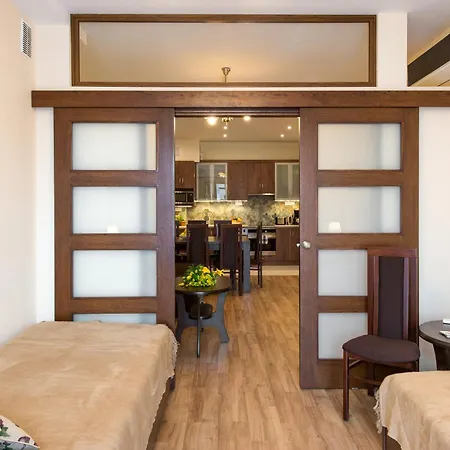 Aparthotel Vanilla - 3 Spacious 5min To Main Square Krakau